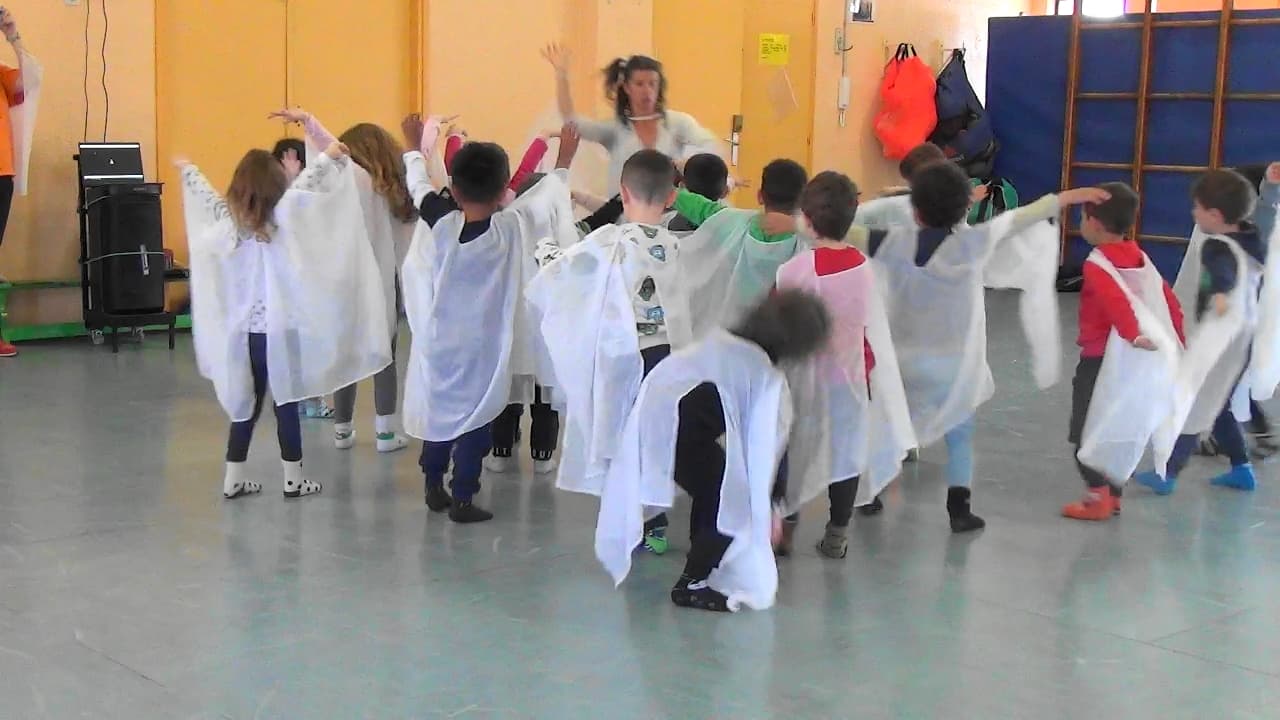 Taller de dansa - expressió- Els cignes i el rei